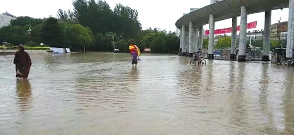 山東大暴雨，羅德移動(dòng)泵車隨時(shí)待命